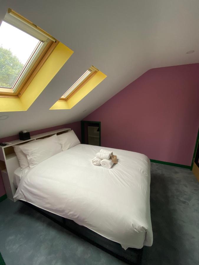 Aaron Wise - 51 Fitzhamon Apartments Cardiff Kültér fotó